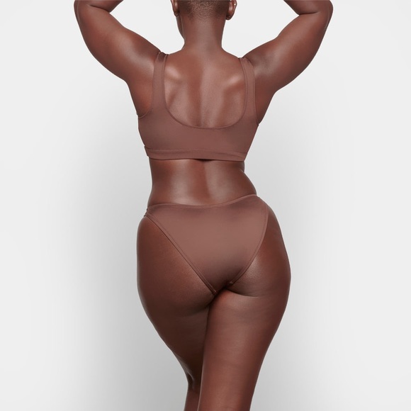 SKIMS SWIM BIKINI BOTTOM COCOA NEW FIRM - Picture 2 of 3